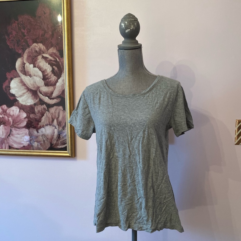 Grey gap tee - Picture 2 of 8